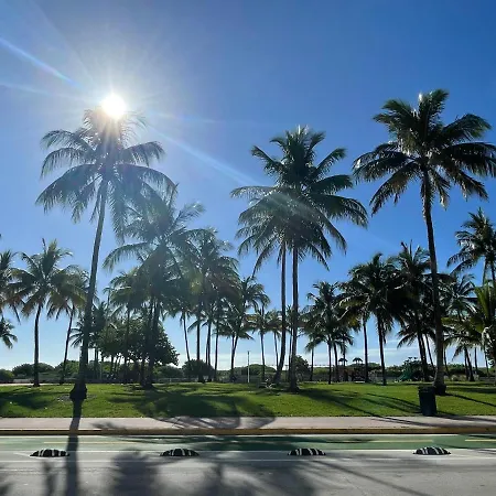 Beachfront Apt In Carlyle Hotel On Ocean Drive Miami Beach Extérieur photo